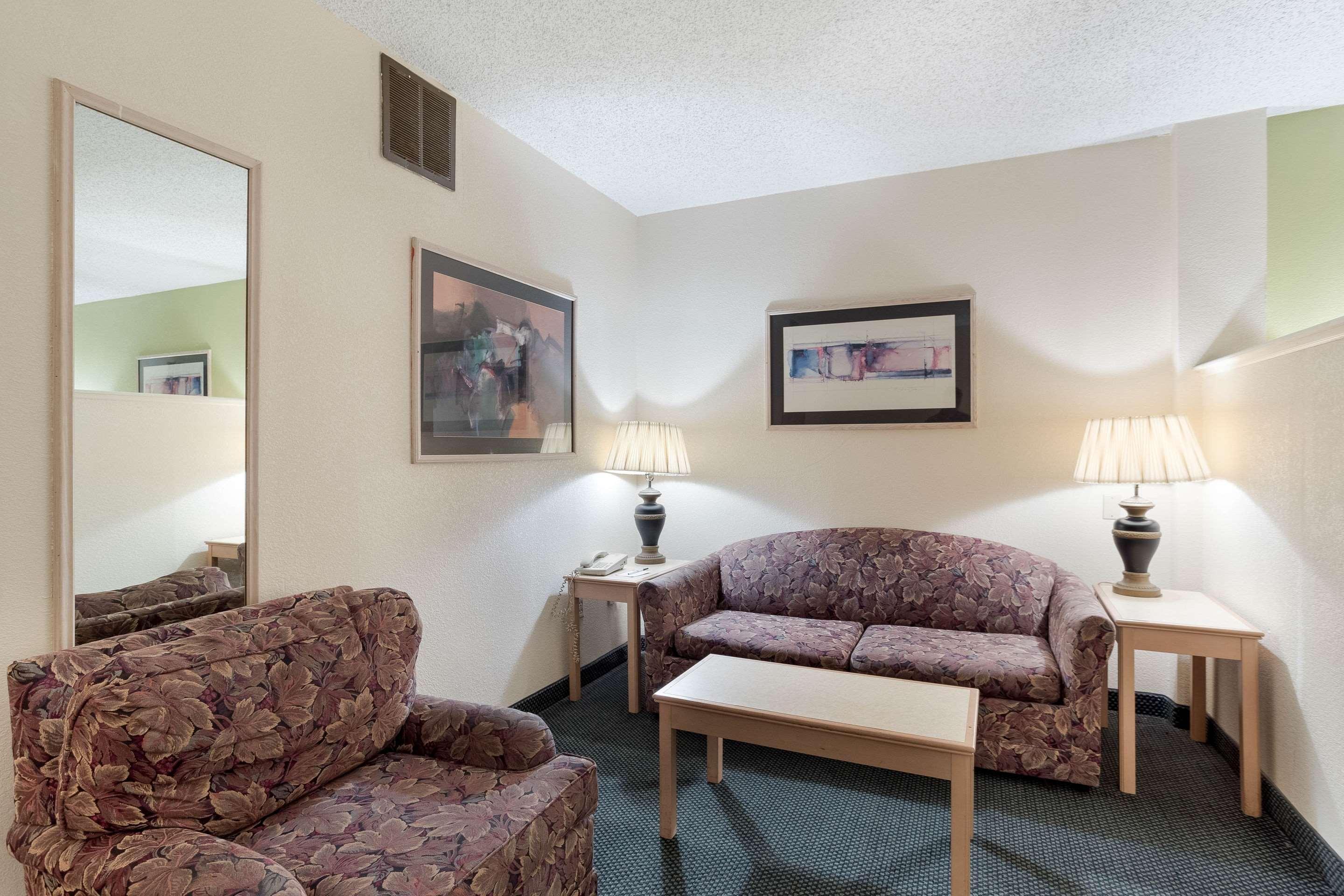 Quality Inn & Suites Paragould Экстерьер фото