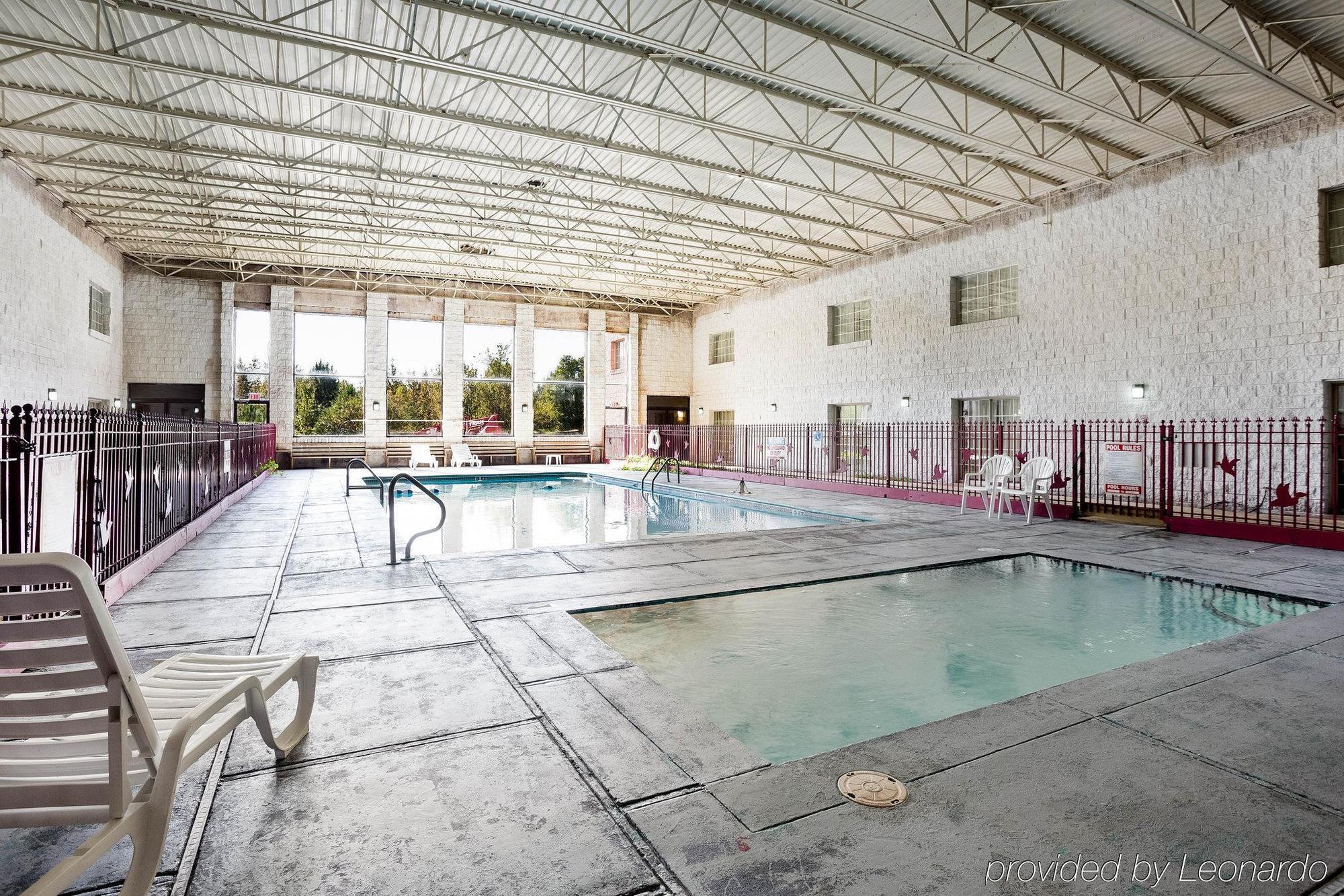 Quality Inn & Suites Paragould Экстерьер фото